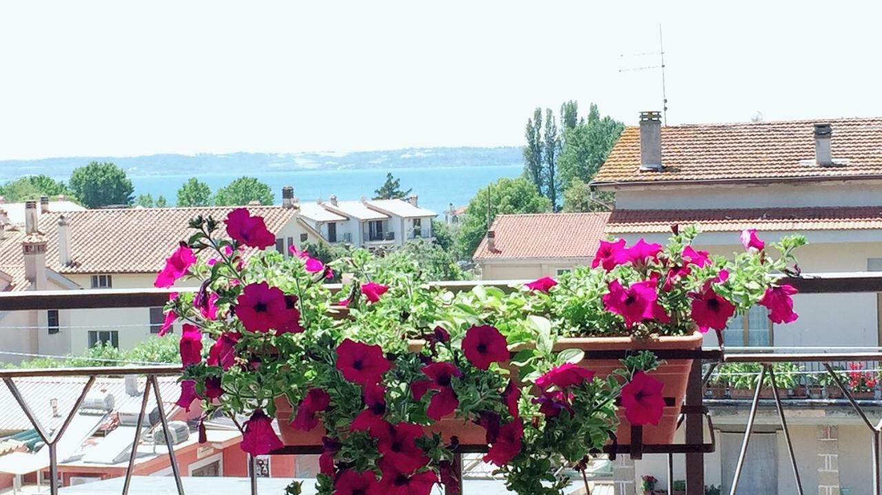 Pepe Apartment -Lago Di Bracciano トレヴィニャーノ・ロマーノ エクステリア 写真